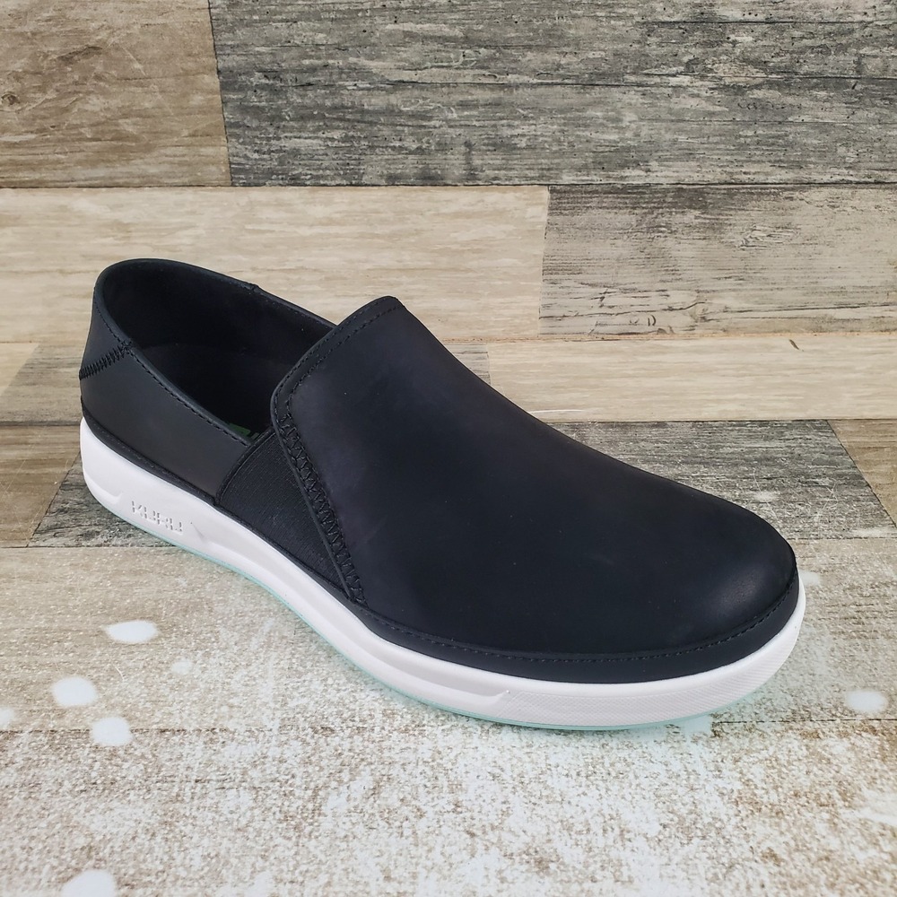 KURU Roam Atla Womens‎ Shoes Sz 9.5 M Jet Black Classic Leather Slip-On Sneakers